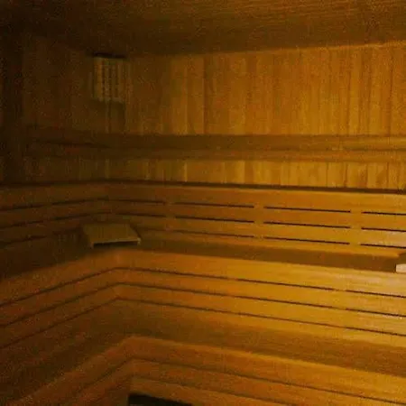 Vivamus & Отель