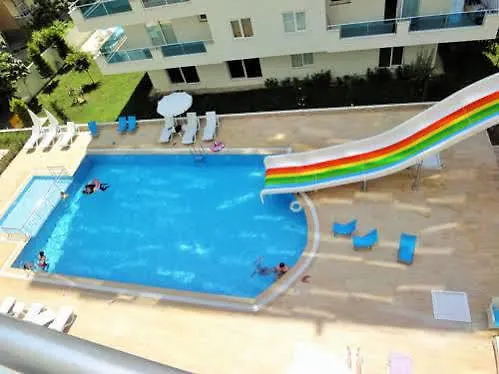 Vivamus & Отель *